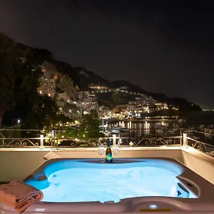 Aurora 4*, Amalfi Itália